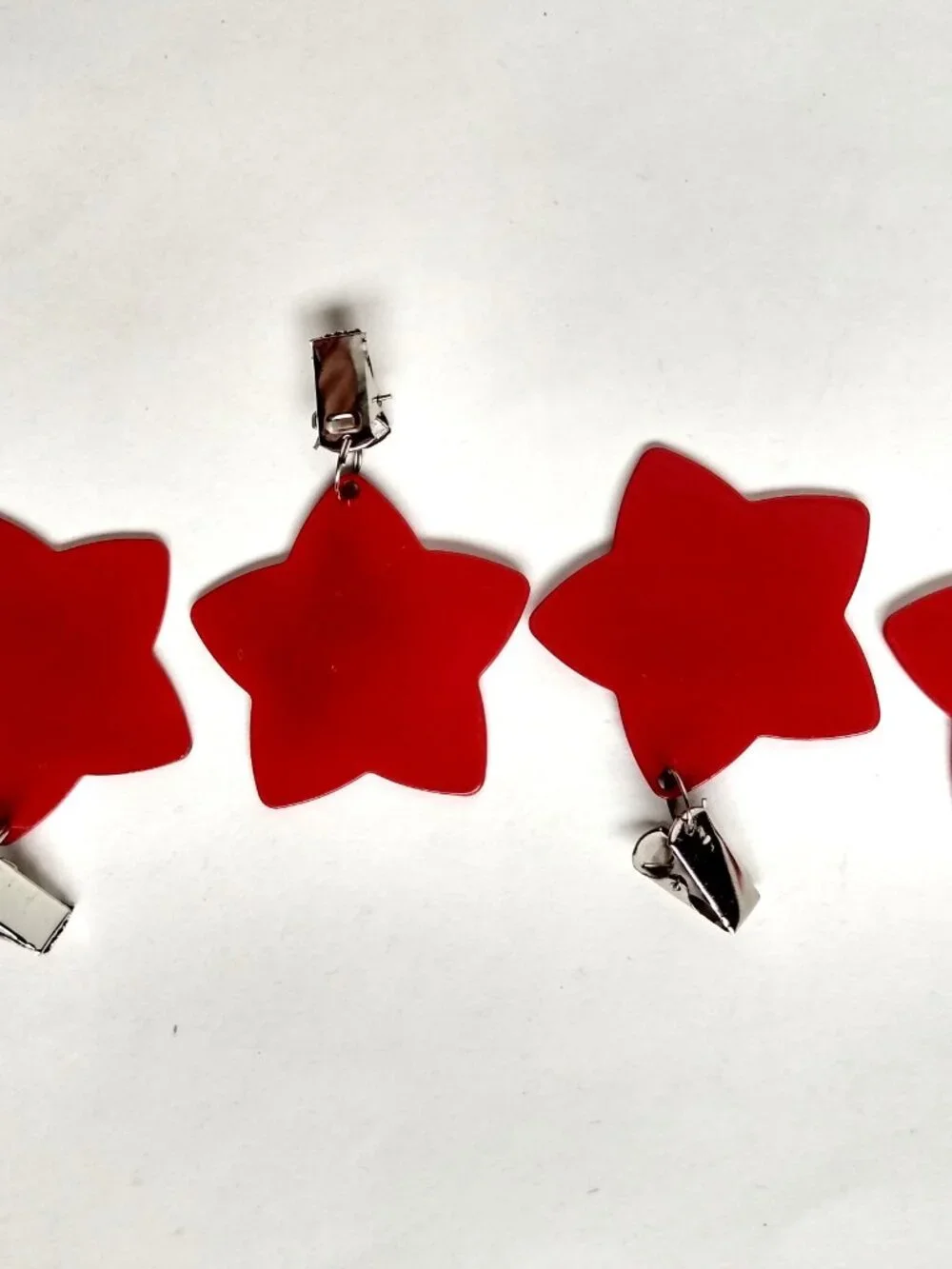 Red Metal Stars Set of 4 pieces Picnic Tablecloth Weights Clips Patriotic EUC